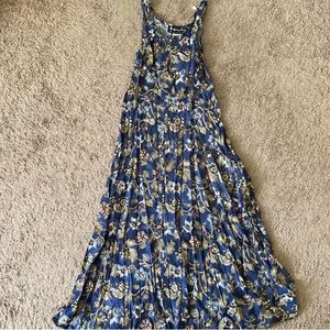 Floral blue dress